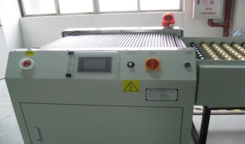 外层显影自动收板机