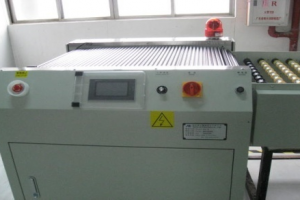 外层显影自动收板机